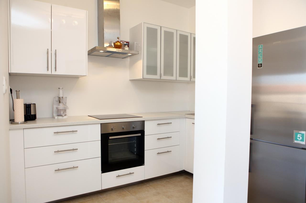 Charming San Simon Beach Apartment Jn Izola Exterior foto